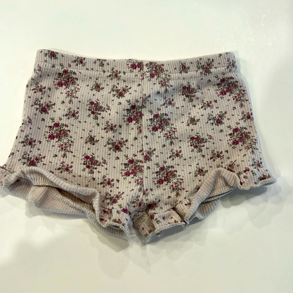 Jamie Kay Floral ruffle shorts - Size 2 year